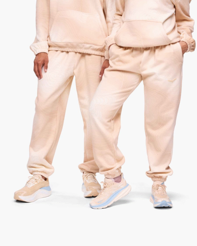 HOKA エッセンシャル ジョガー