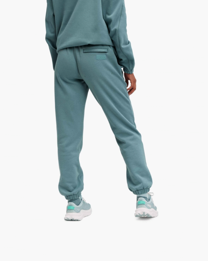 HOKA エッセンシャル ジョガー