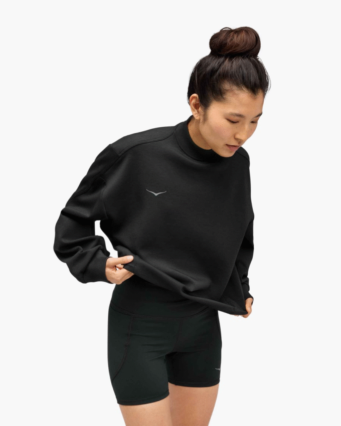 ホカ ホカ オネオネ HOKA エッセンシャル ジョガー