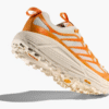 HOKA マファテ スピード 4 ライト