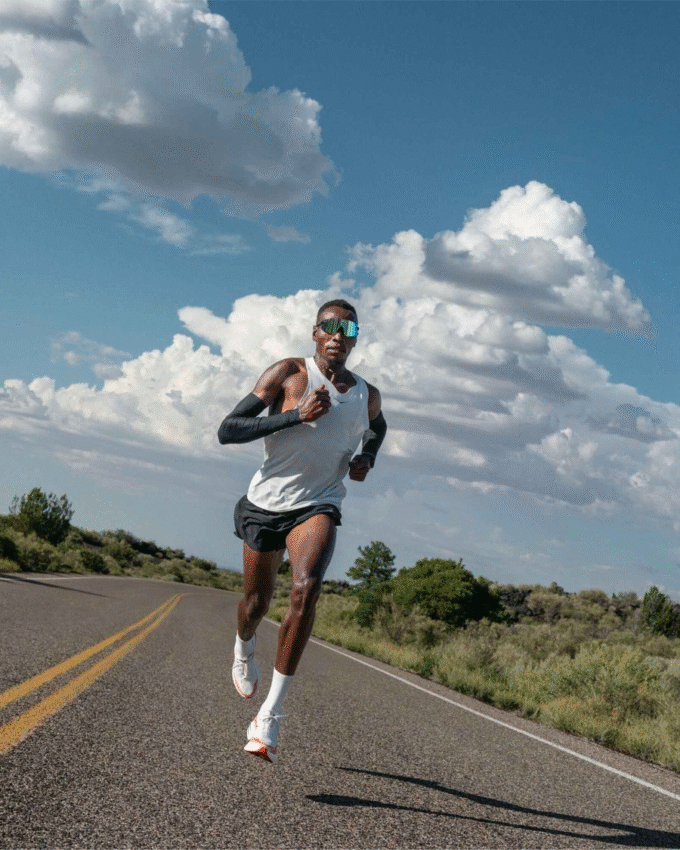 HOKA アウトトレイル シャツジャケット