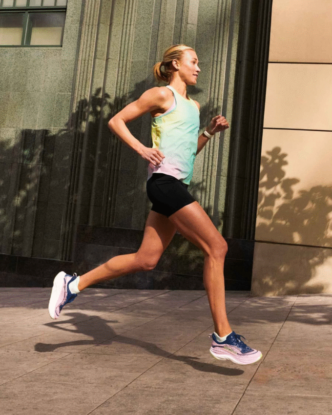 HOKA エアオライト ラン ショートスリーブ