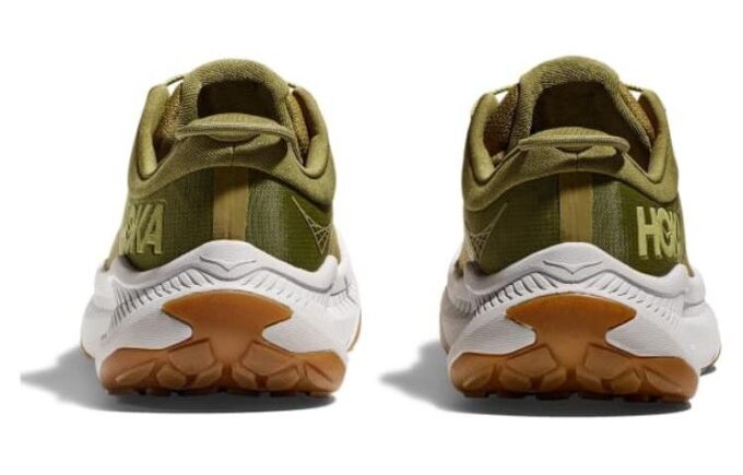 HOKA トランスポート「アボカド」
