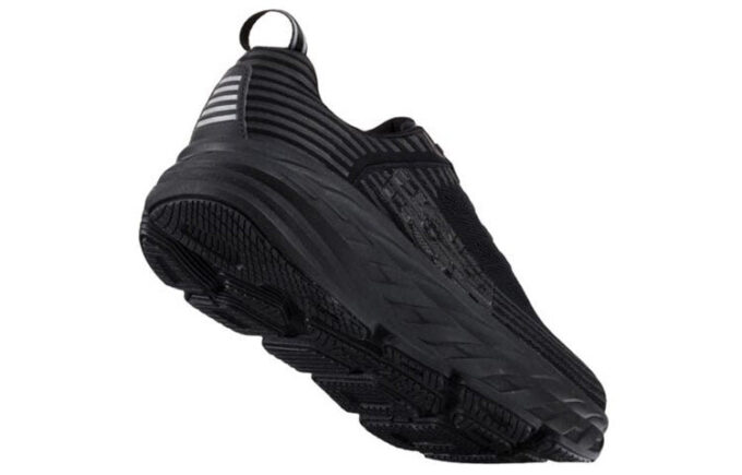 HOKA ボンダイ 6 ‘ブラック’
