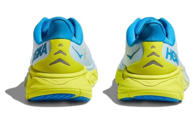 HOKA アラヒ 6「アイスウォーター」
