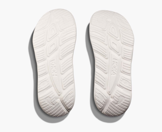 HOKA レースデイ スプリット ショートパンツ