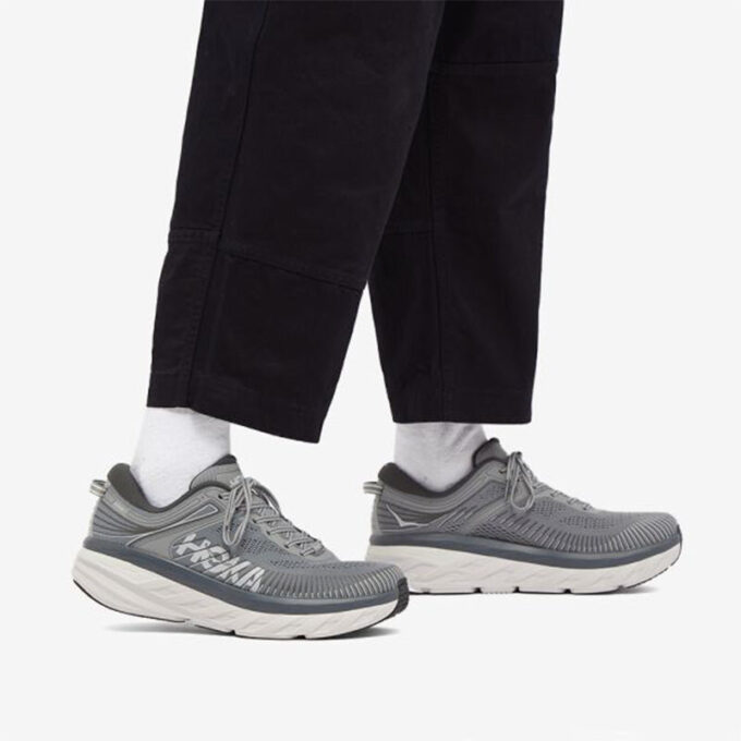 HOKA ボンディ 7 ‘ワイルド ダブ’