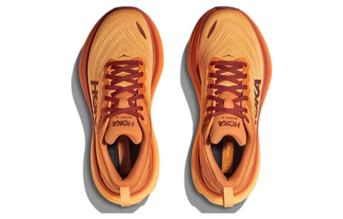 HOKA ボンディ 8 ‘オレンジ’