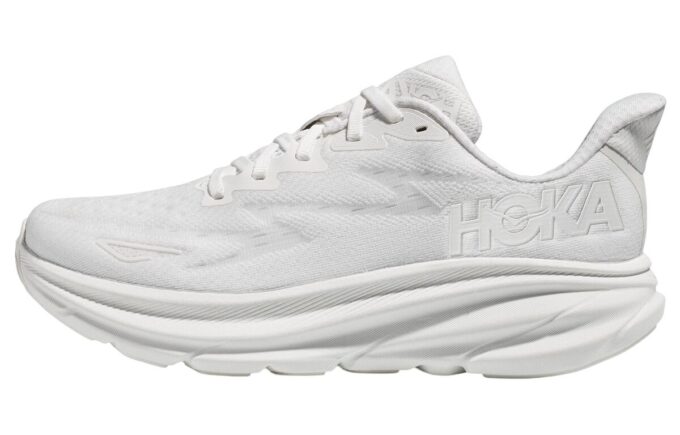 HOKA クリフトン 9 ‘ホワイト’