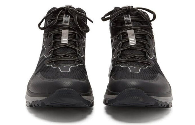 HOKA スカイ トア GTX ‘ブラック’