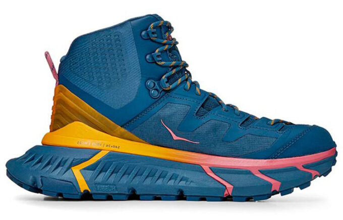 HOKA テナイン ハイク GTX