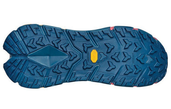HOKA テナイン ハイク GTX