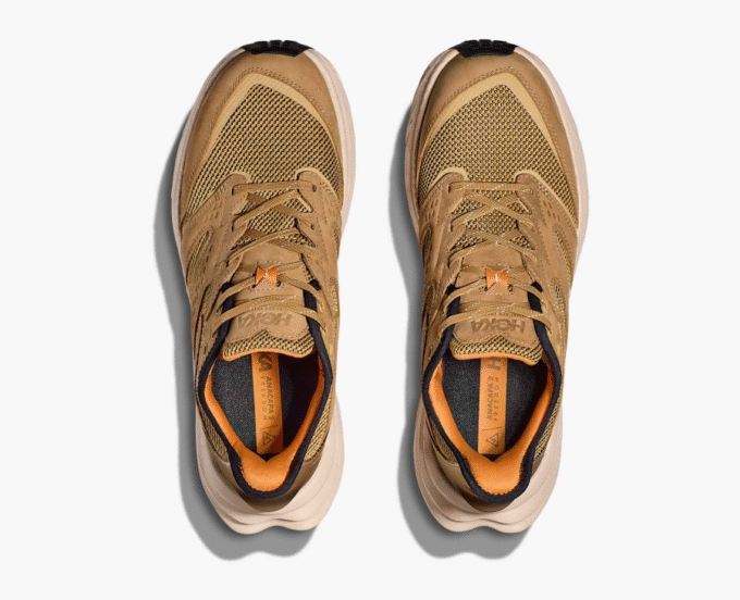 HOKA HOKA ONE ONE ベースキャンプ サーマル ミッドレイヤー