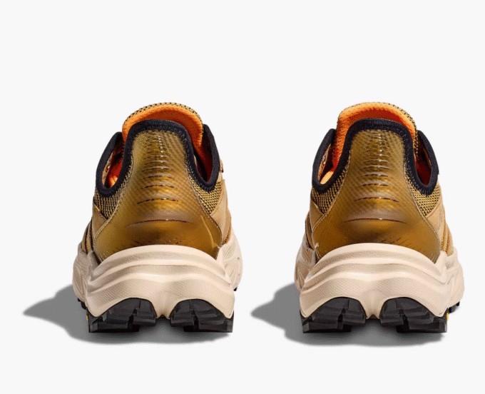HOKA HOKA ONE ONE ベースキャンプ サーマル ミッドレイヤー