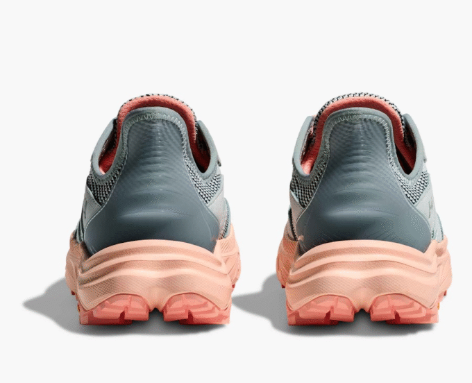 HOKA HOKA ONE ONE ベースジップ ロングスリーブ
