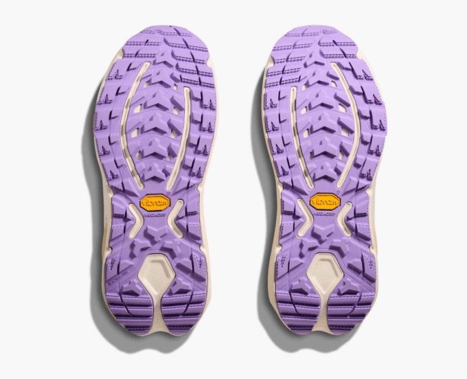 HOKA HOKA ONE ONE HOKA エッセンシャル パーカー HOKA HOKA ONE ONE HOKA エッセンシャル パーカー