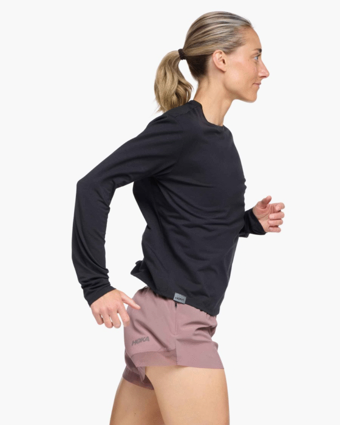 HOKA エッセンシャル LS ティー