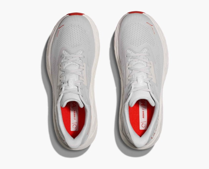 HOKA ONE ONE ベースジップ ロングスリーブ