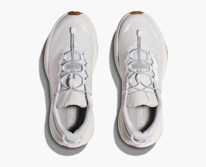 HOKA ONE ONE ステルス/テック プロジェクト トランスポート