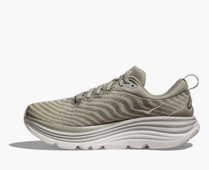 HOKA ONE ONE グライド 7インチ ショートパンツ（ブリーフ付き）