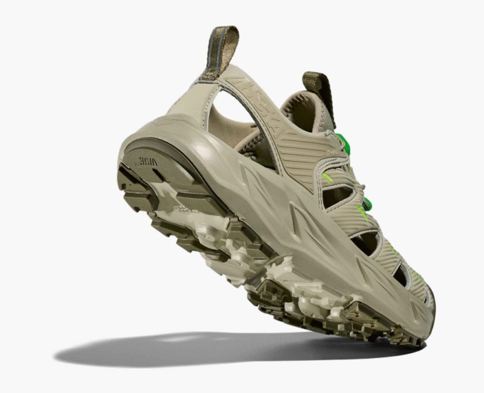 HOKA ONE ONE HOKA エッセンシャル パーカー