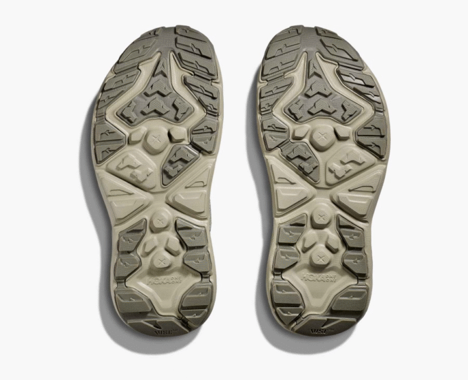 HOKA ONE ONE HOKA エッセンシャル パーカー