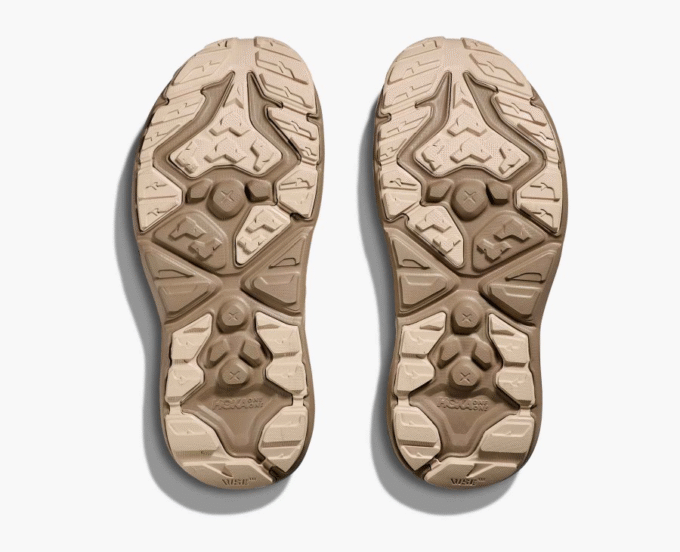HOKA ONE ONE HOKA エッセンシャル パーカー