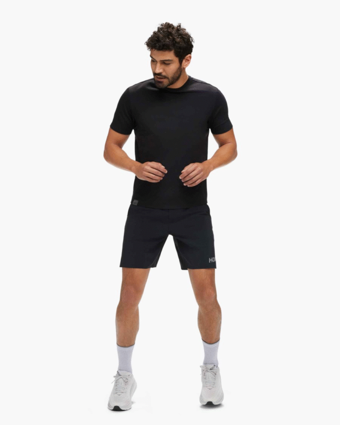 HOKA エッセンシャルTシャツ