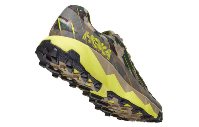 HOKA トレント x エクステラ