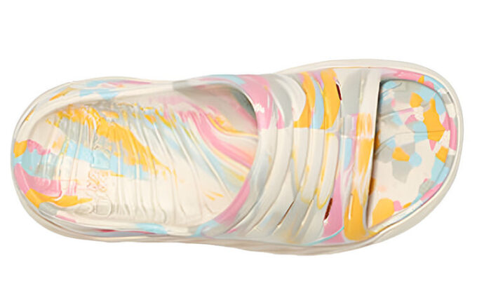 HOKA x FPムーブメント「ORA」