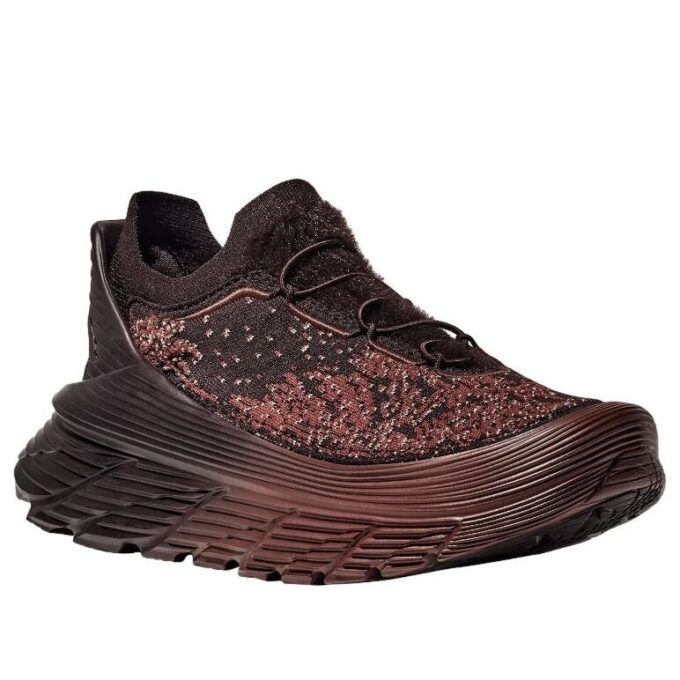 HOKA x Paria Farzaneh レストア チャッカ「チョコレート」