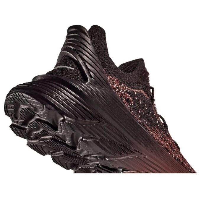HOKA x Paria Farzaneh レストア チャッカ「チョコレート」