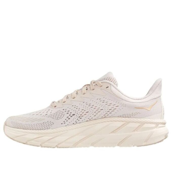 (WMNS) クリフトン 7 ‘ベージュ’