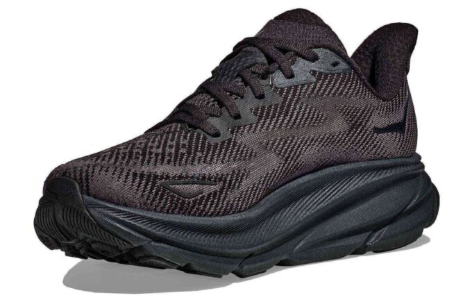 (WMNS) クリフトン 9 ‘トリプルブラック’
